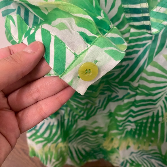 Diane Von Furstenberg Printed Blouse Size 4 - Picture 4 of 6